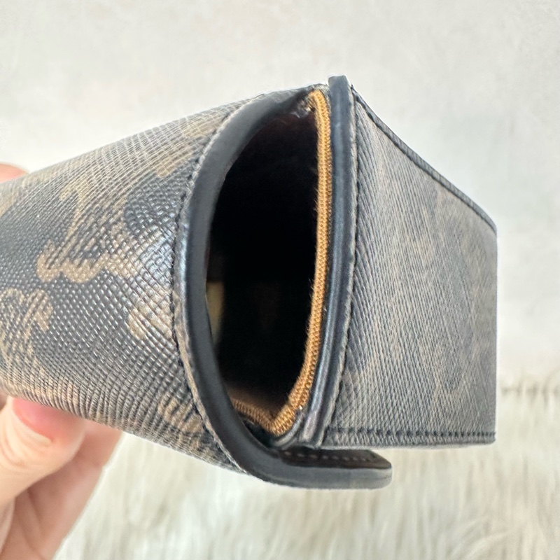 Celine 老花金釦凱旋門迷你斜背包-17