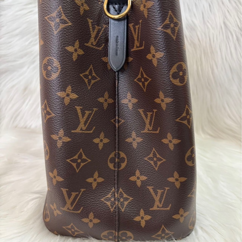 LV 路易威登 NEONOE系列 黑桶中號 牛皮黑色水桶包-4