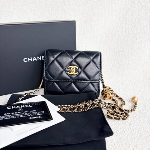 🌷帶保卡！ Chanel 香奈兒 22S 核桃球Mini WOC 鏈條包 黑金羊皮