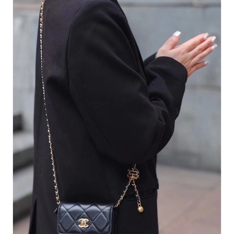 🌷帶保卡! Chanel 香奈兒 22S 核桃球Mini WOC 鏈條包 黑金羊皮-7