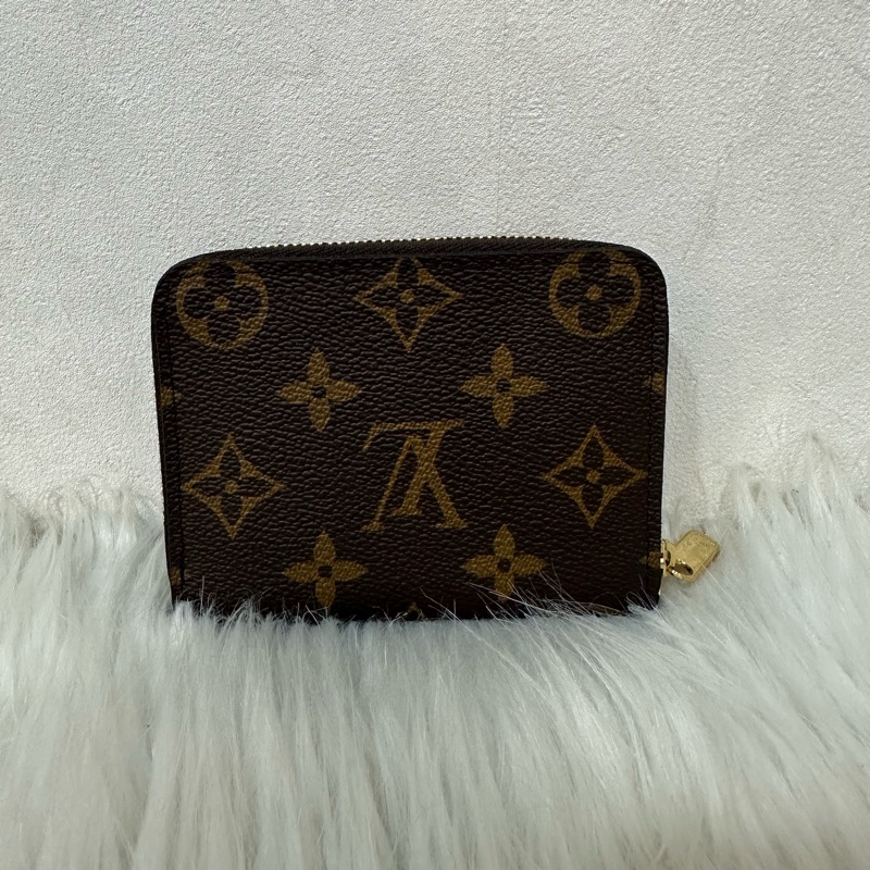 LV M60067 原花金釦拉鏈零錢包-1