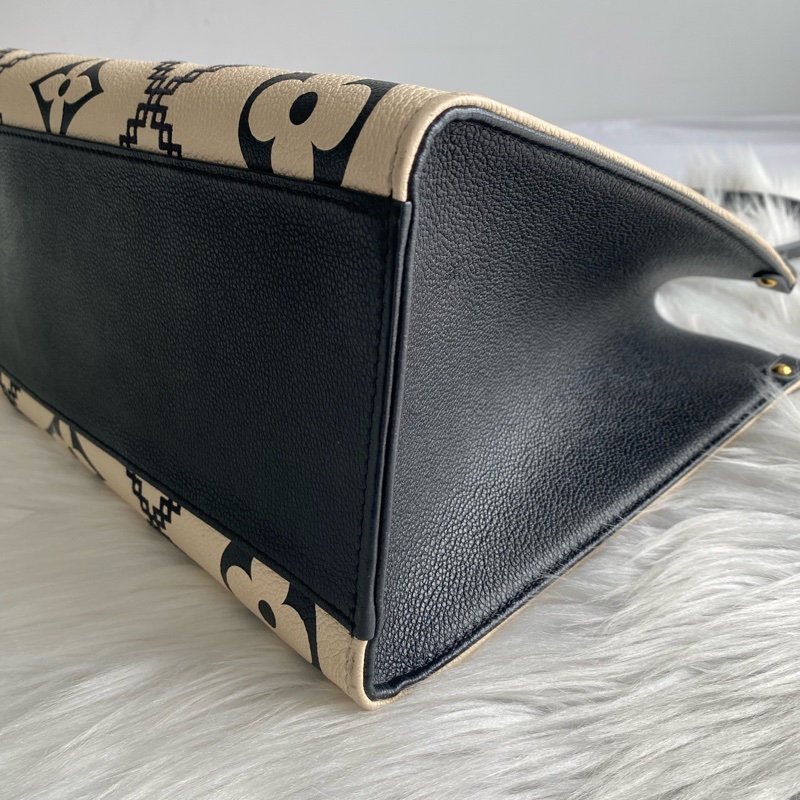 路易威登 / Louis Vuitton M46016 ONTHEGO 中號 菱格刺繡款 晶片款 狀態極佳-2