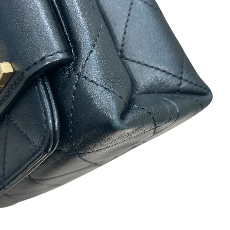 CHANEL 香奈兒 Enchained Flap Bag 小牛皮 黑色 金扣-4