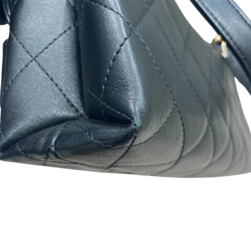 CHANEL 香奈兒 Enchained Flap Bag 小牛皮 黑色 金扣-6