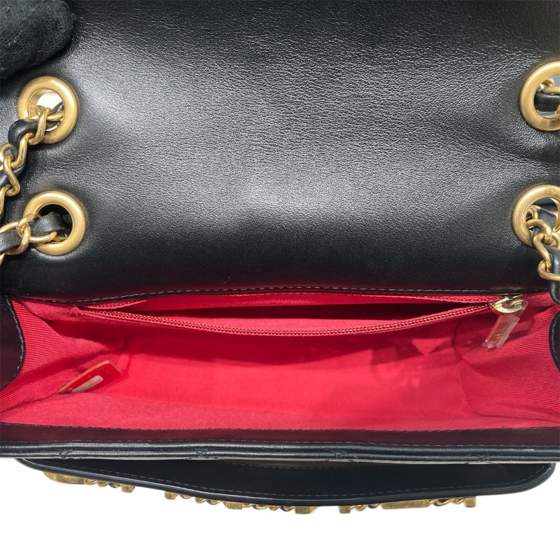 CHANEL 香奈兒 Enchained Flap Bag 小牛皮 黑色 金扣-10