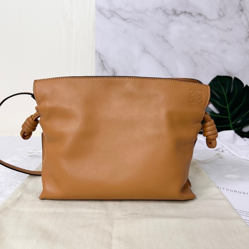 Loewe Flamenco 系列肩背包福袋包-5