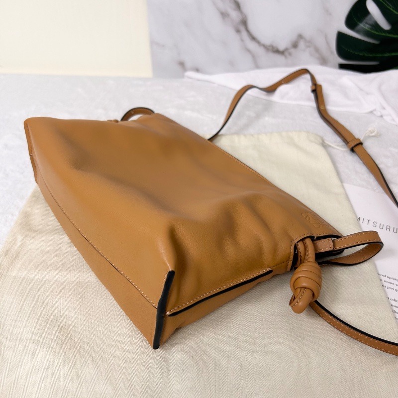 Loewe Flamenco 系列肩背包福袋包-13