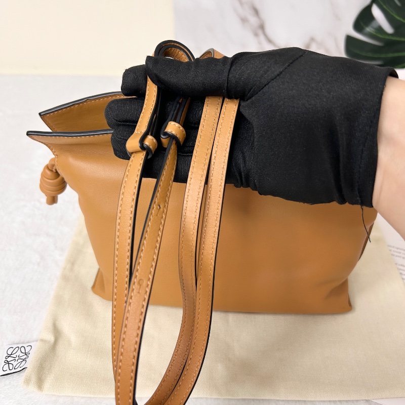 Loewe Flamenco 系列肩背包福袋包-24