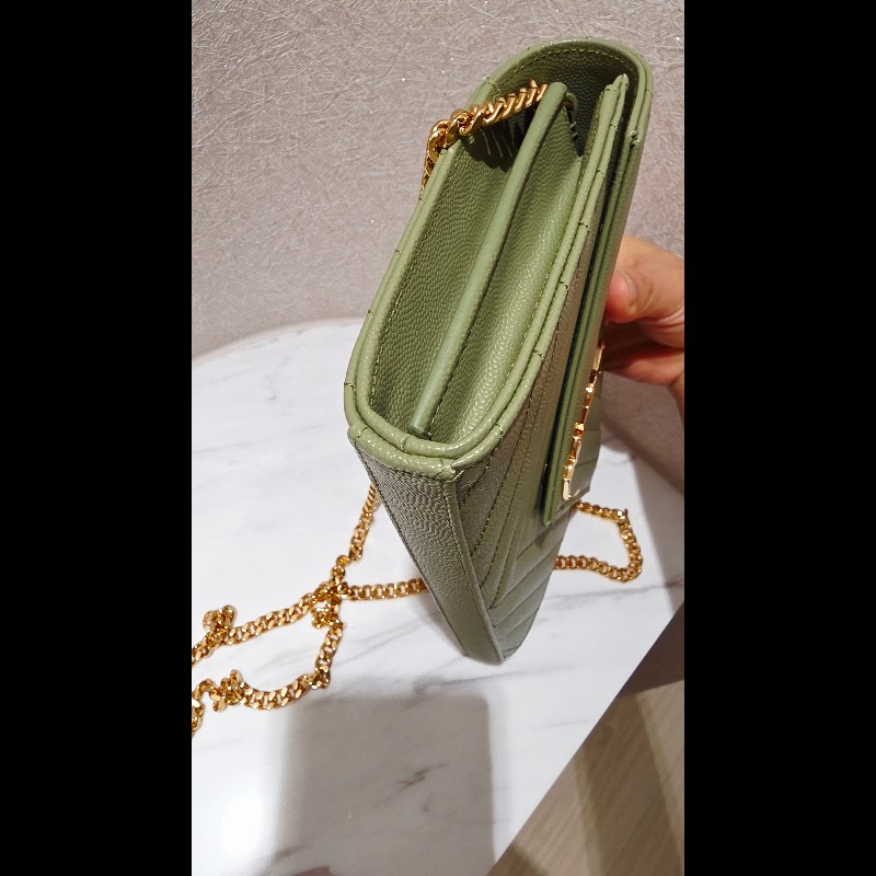 YSL V字縫線魚子醬牛皮金LOGO斜肩/橄欖綠-3