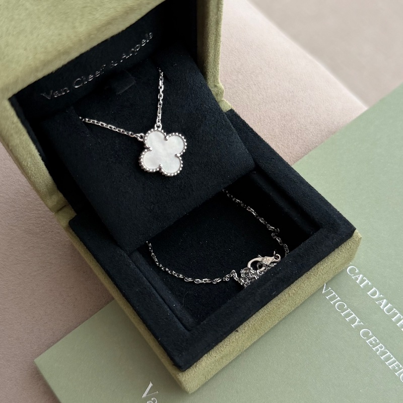 VCA Vintage Alhambra Vintage Alhambra 「現貨」9新 配件盒子保卡-0