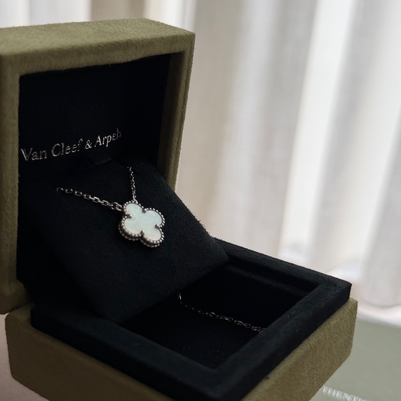 VCA Vintage Alhambra Vintage Alhambra 「現貨」9新 配件盒子保卡-8