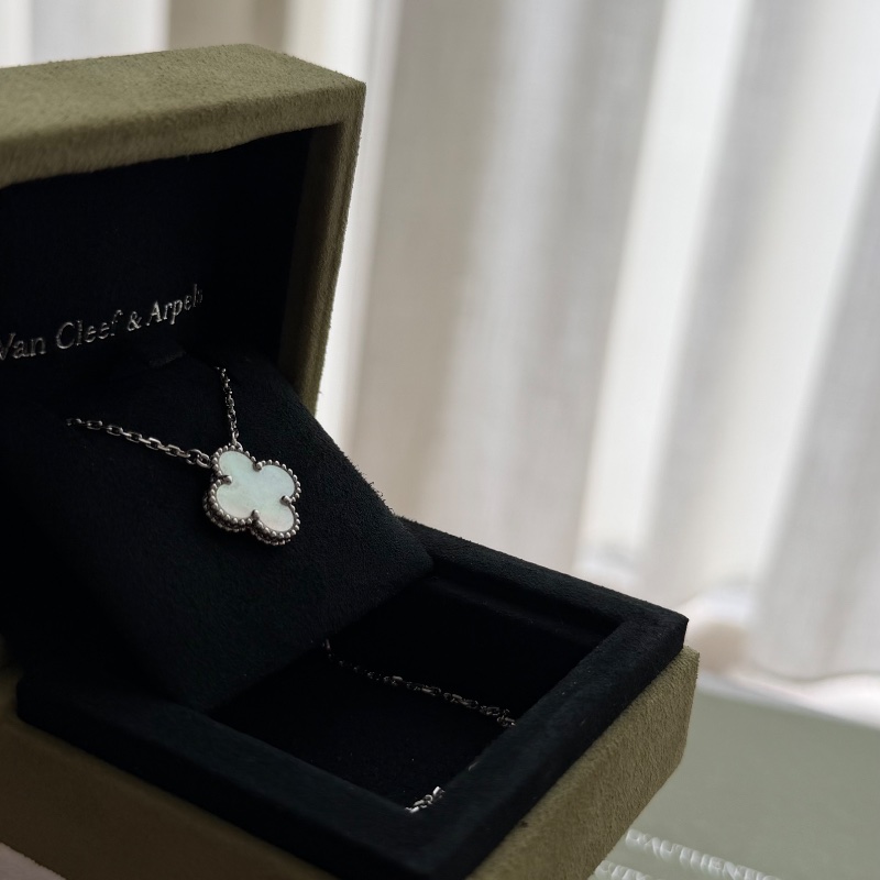 VCA Vintage Alhambra Vintage Alhambra 「現貨」9新 配件盒子保卡-9