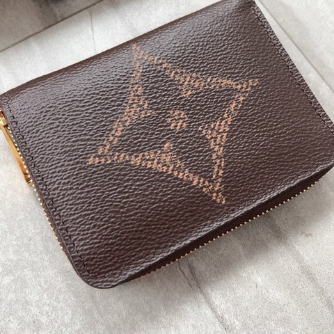 LV Giant Monogram 大logo時尚短夾