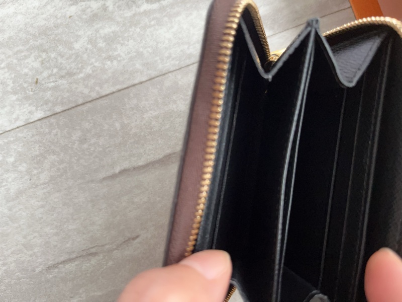 LV Giant Monogram 大logo時尚短夾-10