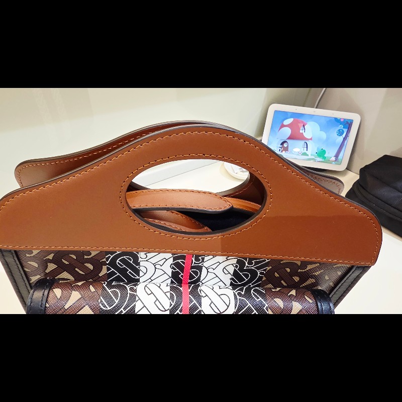 BURBERRY 滿版TB手提兩用包-7