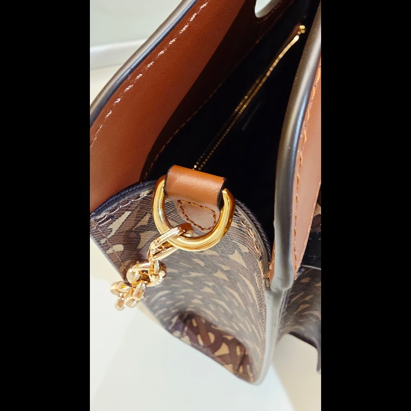 BURBERRY 滿版TB手提兩用包-15