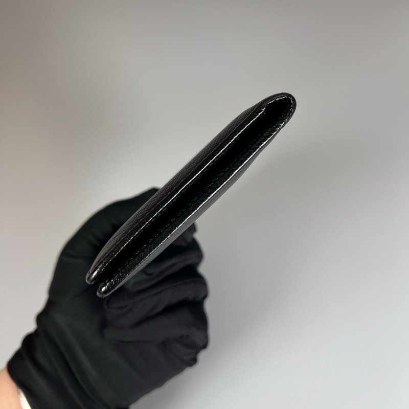 LV M31002 黑壓紋對開長夾-4