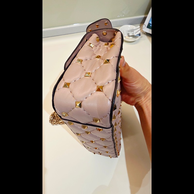 Valentino Garavani 的Rockstud Spike 小型肩背包 [正品粉藕色]-4