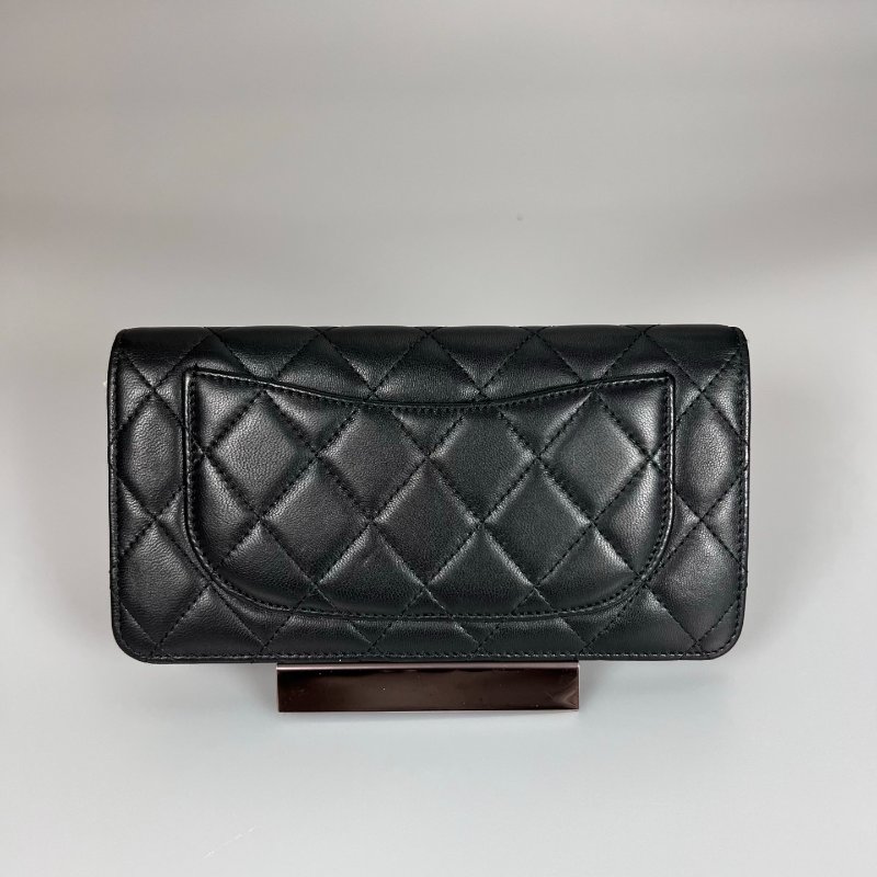 CHANEL CF對開長夾羊皮黑 保卡款16開-2
