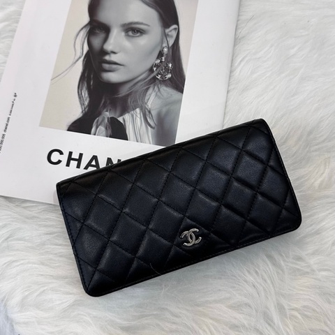 CHANEL CF對開長夾羊皮黑 保卡款16開