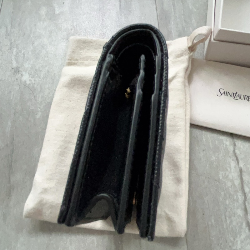 Yves Saint Laurent 全新黑金短夾-11
