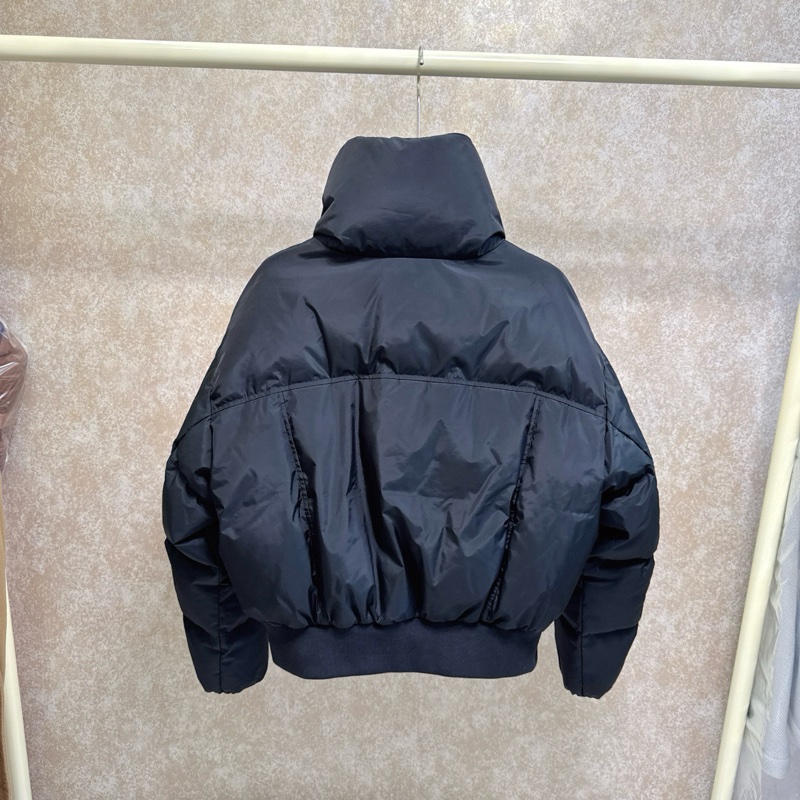 99新 CK 短款羽絨服 S碼 超保暖-1