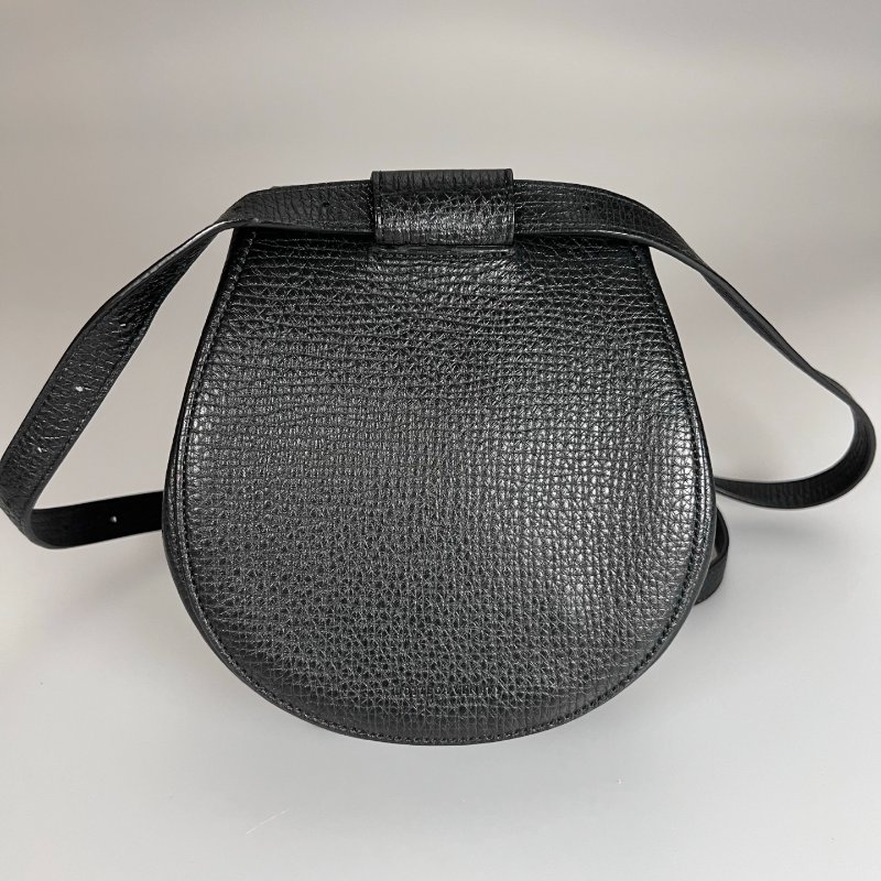 BV 黑金釦蛋蛋包-1