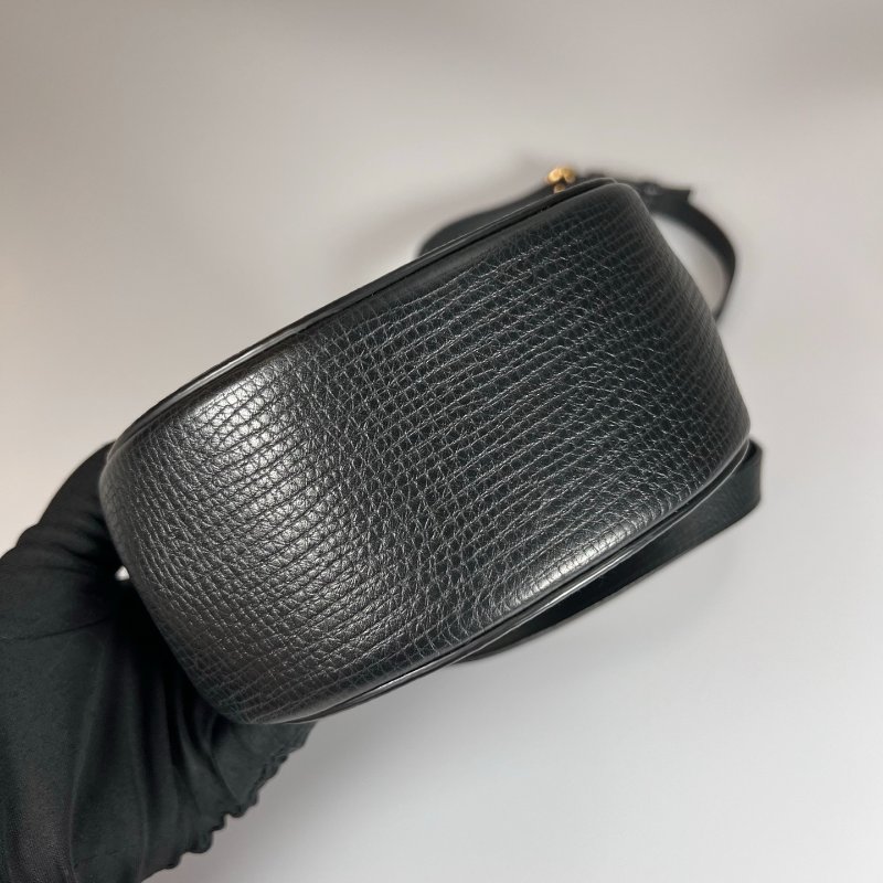 BV 黑金釦蛋蛋包-5