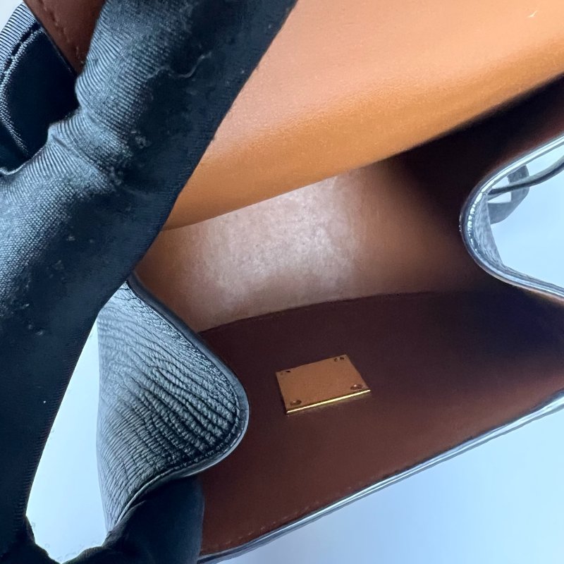 BV 黑金釦蛋蛋包-6