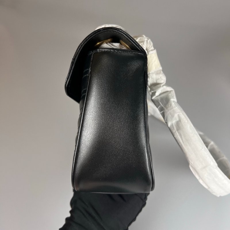 全新品 GUCCI 663497 黑金MARMONT掀蓋包26CM-3