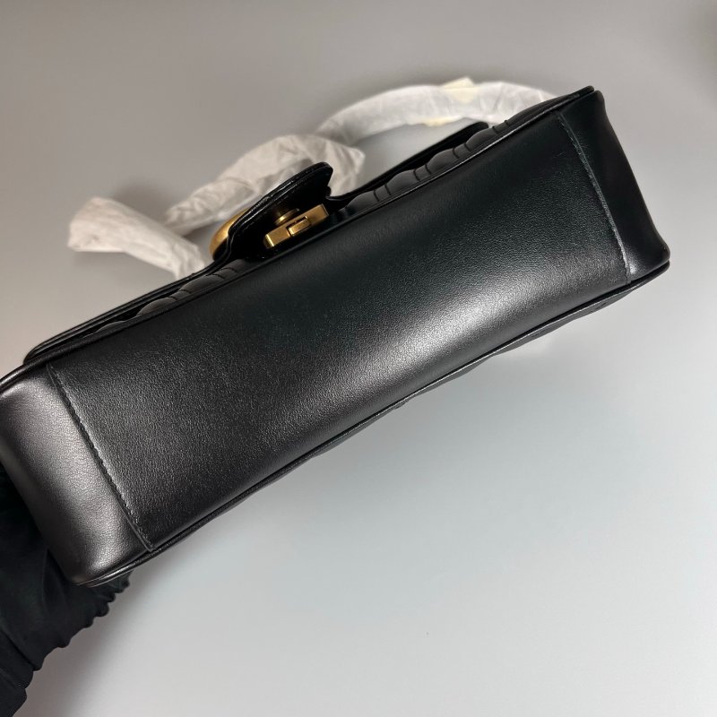 全新品 GUCCI 663497 黑金MARMONT掀蓋包26CM-4