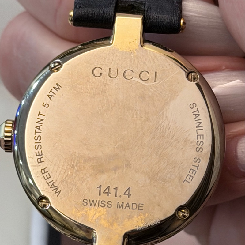 🌟GUCCI Diamantissima 32mm 母貝面盤女錶 YA14140-2
