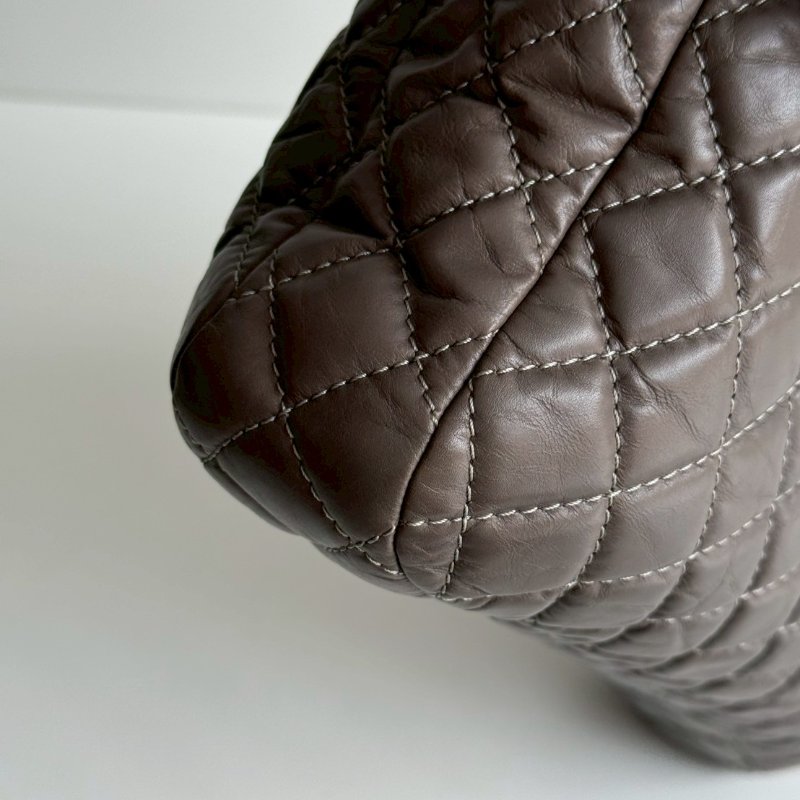 95新🩶 保卡款 Chanel 香奈兒 2.55機場包 灰色銀釦-15