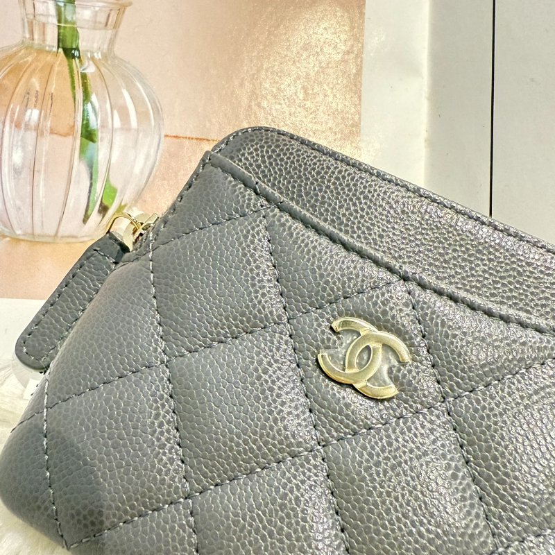 全新 香奈兒 灰色吐司卡包-2