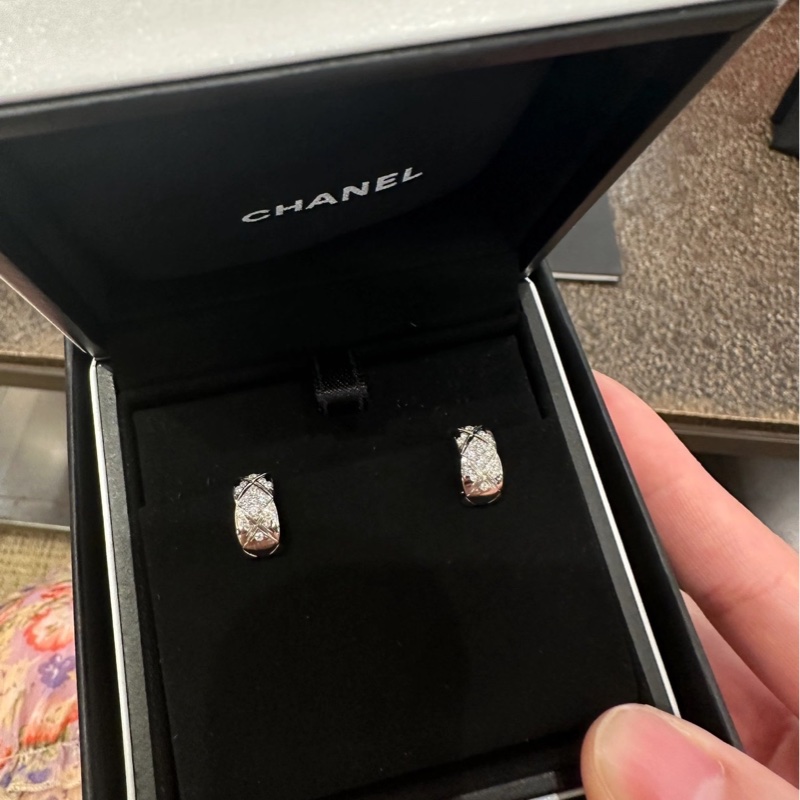 chanel香奈兒coco crush白金鑽菱格紋耳釘-1