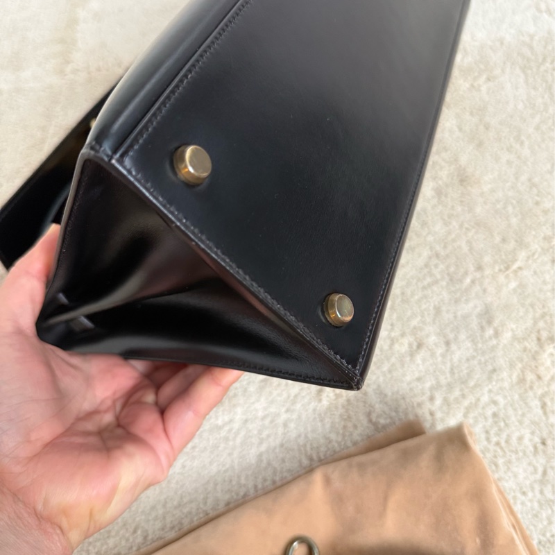 愛馬仕凱莉包 Kelly 28 黑金 box 配件全-21