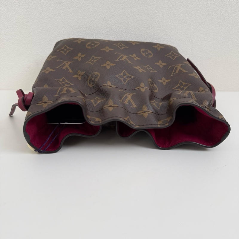 LV 路易威登 老花福袋/洗漱袋 尺寸:24*22*9cm-5