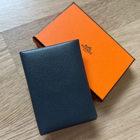 Hermès Calvi Duo 雙層卡夾（Epsom）馬爾他藍