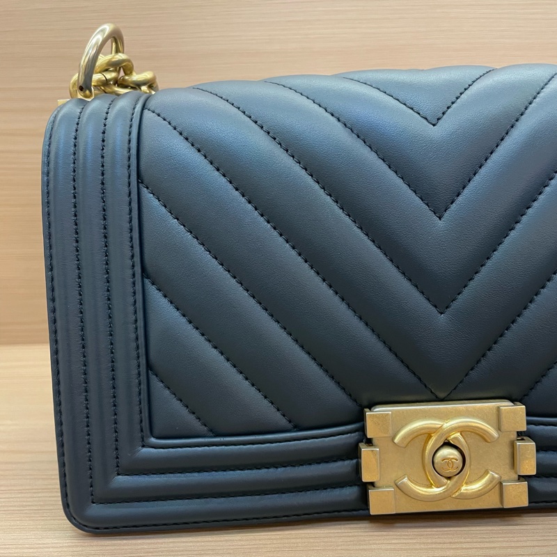 NO:C8 CHANEL/香奈儿蓝金牛皮Leboy 2018年 25開 中號v纹单肩斜挎包 有塵袋 無卡 無盒子-5