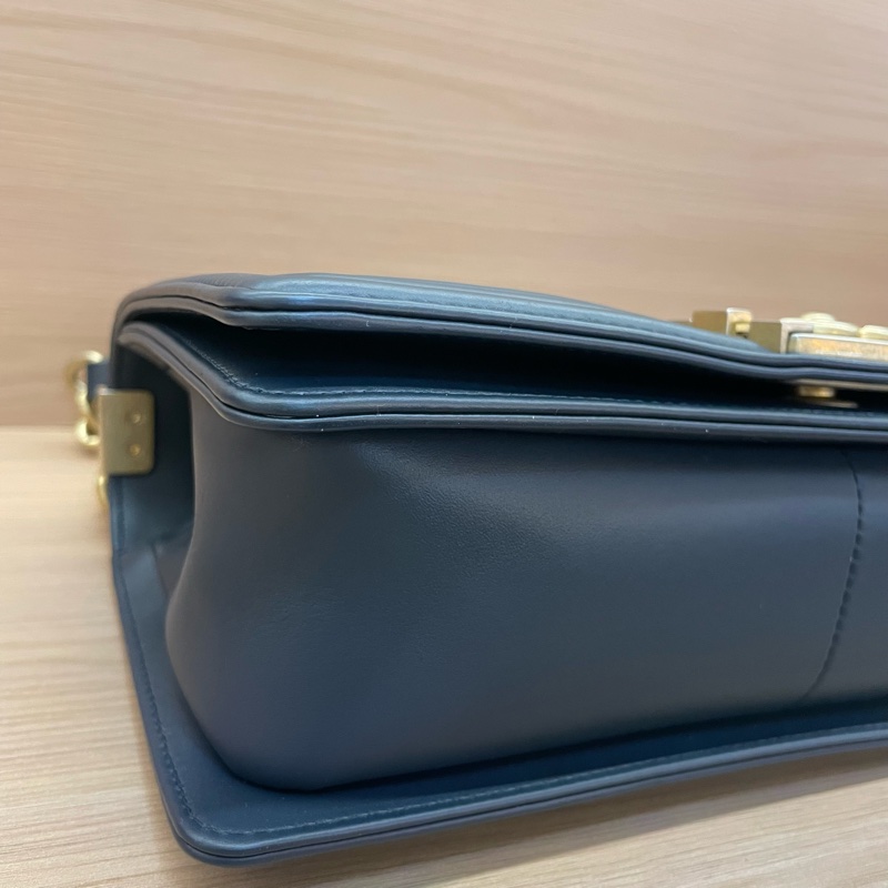 NO:C8 CHANEL/香奈儿蓝金牛皮Leboy 2018年 25開 中號v纹单肩斜挎包 有塵袋 無卡 無盒子-8