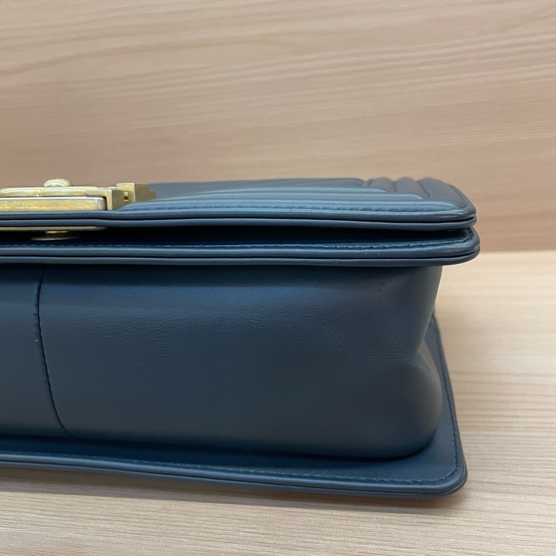 NO:C8 CHANEL/香奈儿蓝金牛皮Leboy 2018年 25開 中號v纹单肩斜挎包 有塵袋 無卡 無盒子-9