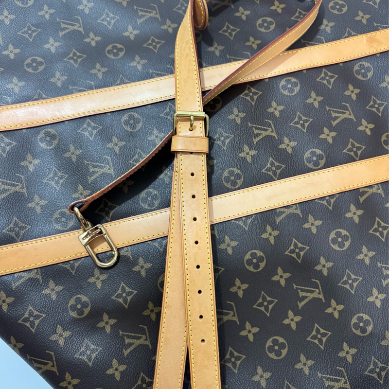 Louis Vuitton Keepall-25