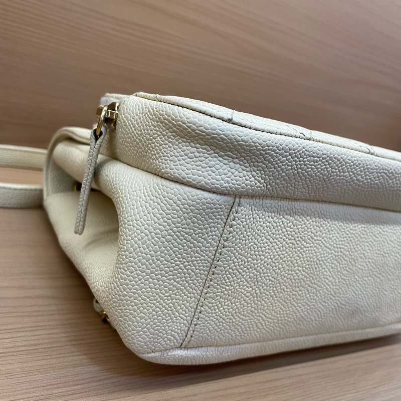 NO：C66 Chanel 荔枝皮 白金 2019年 28開 中號 双口袋相機包 有塵袋 有卡 無盒子-7