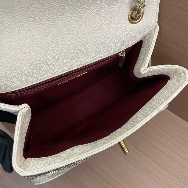 NO：C66 Chanel 荔枝皮 白金 2019年 28開 中號 双口袋相機包 有塵袋 有卡 無盒子-11