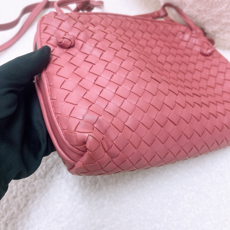 Bv cassette 粉色編織格斜挎包-7