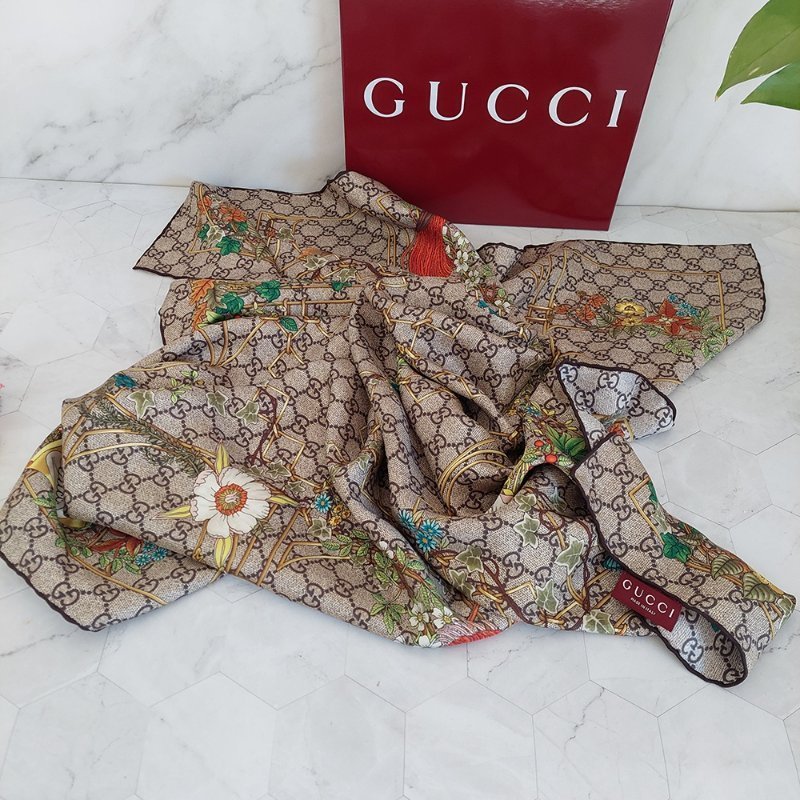 GUCCI 古馳 印花桑蠶絲斜紋方巾~95新閒置品-1