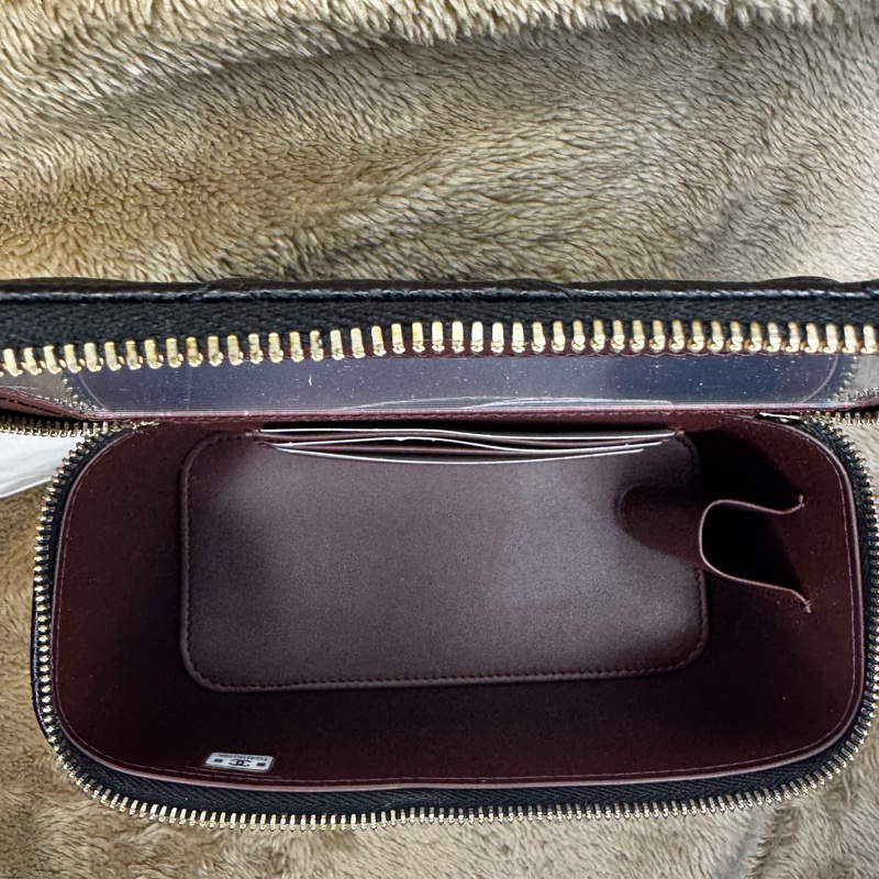 CHANEL 荔枝皮黑色長盒子-9