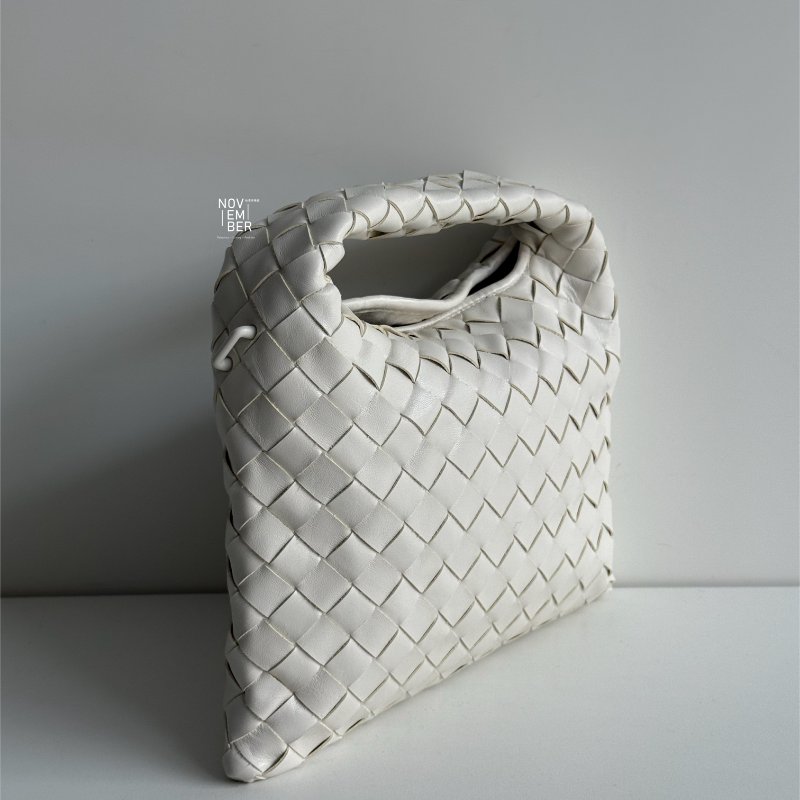 99新🆕 Bottega Veneta BV Mini Hop 白色-1