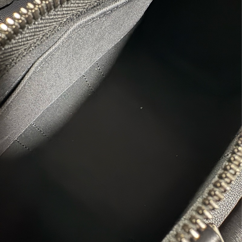 Louis Vuitton 黑老花Keepall25 單肩包 M46271-5