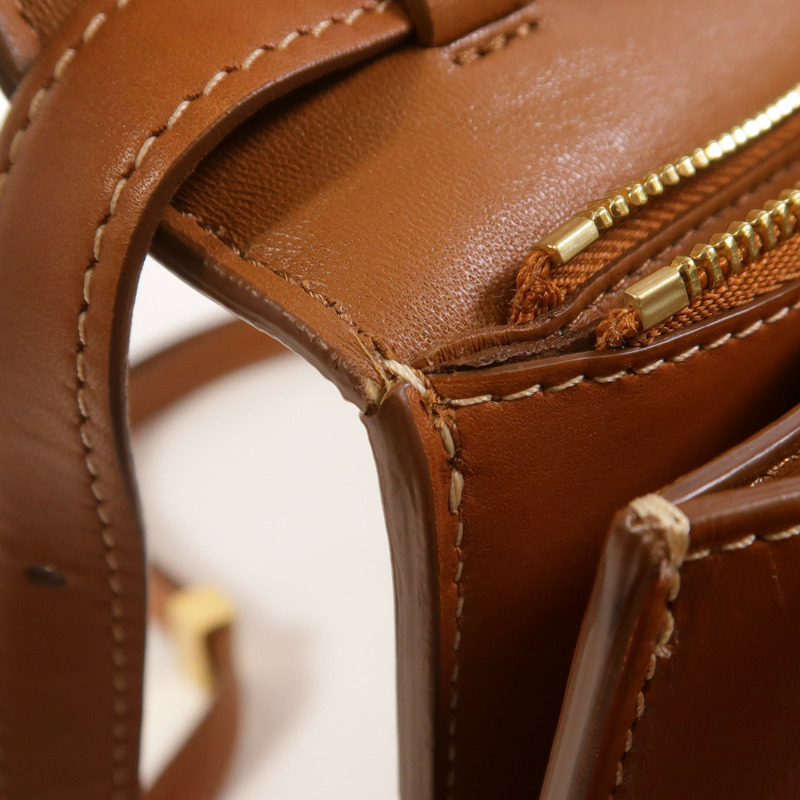 CELINE Box Calf皮革Classic Box Medium金扣肩背袋-19